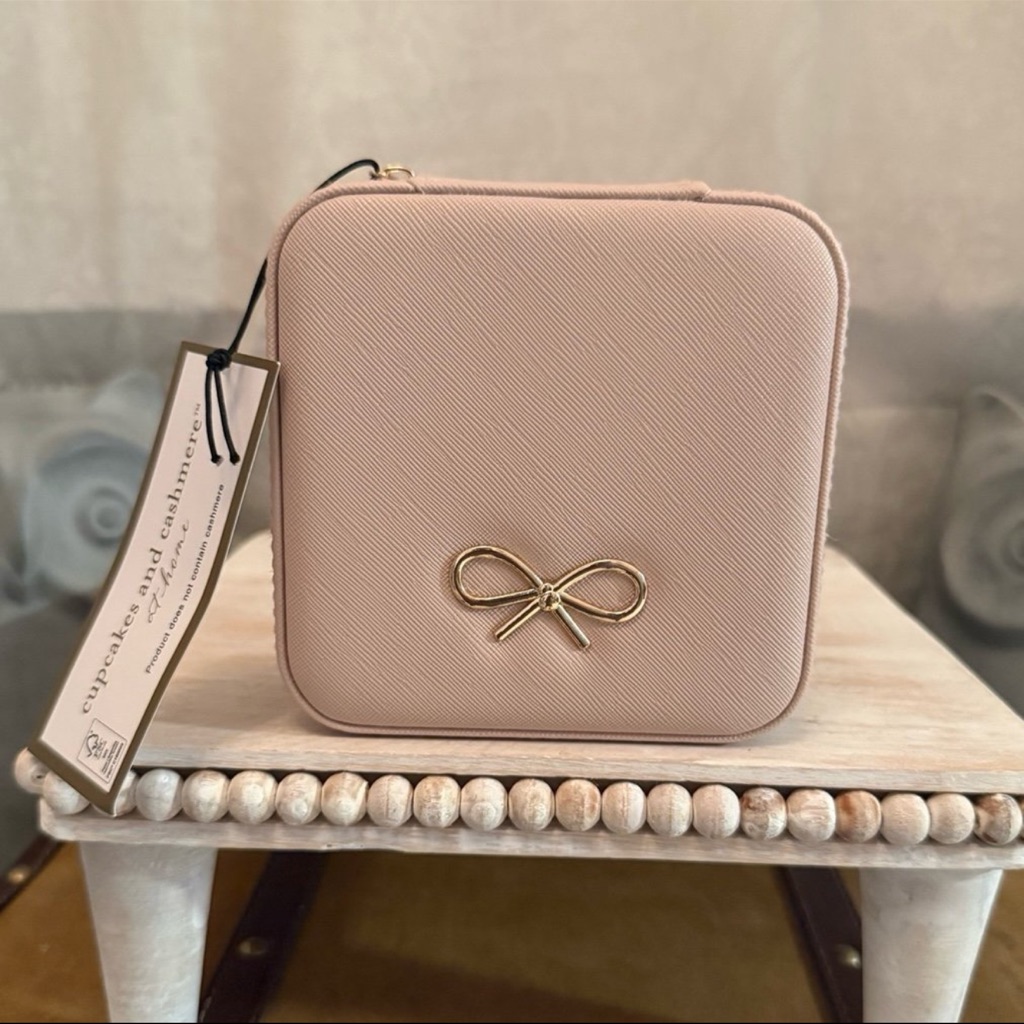 Cupcakes And Cashmere Travel 